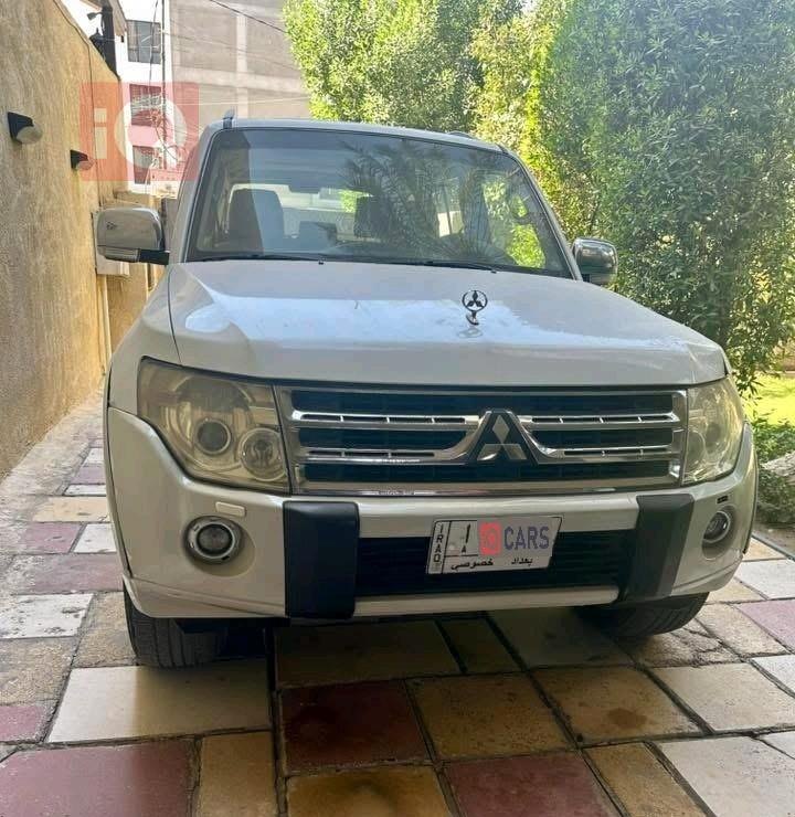 ميتسوبيشي باجيرو